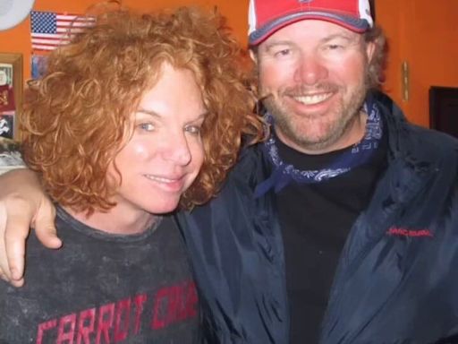 Comedian Carrot Top reflects on his 30-year friendship with Toby Keith