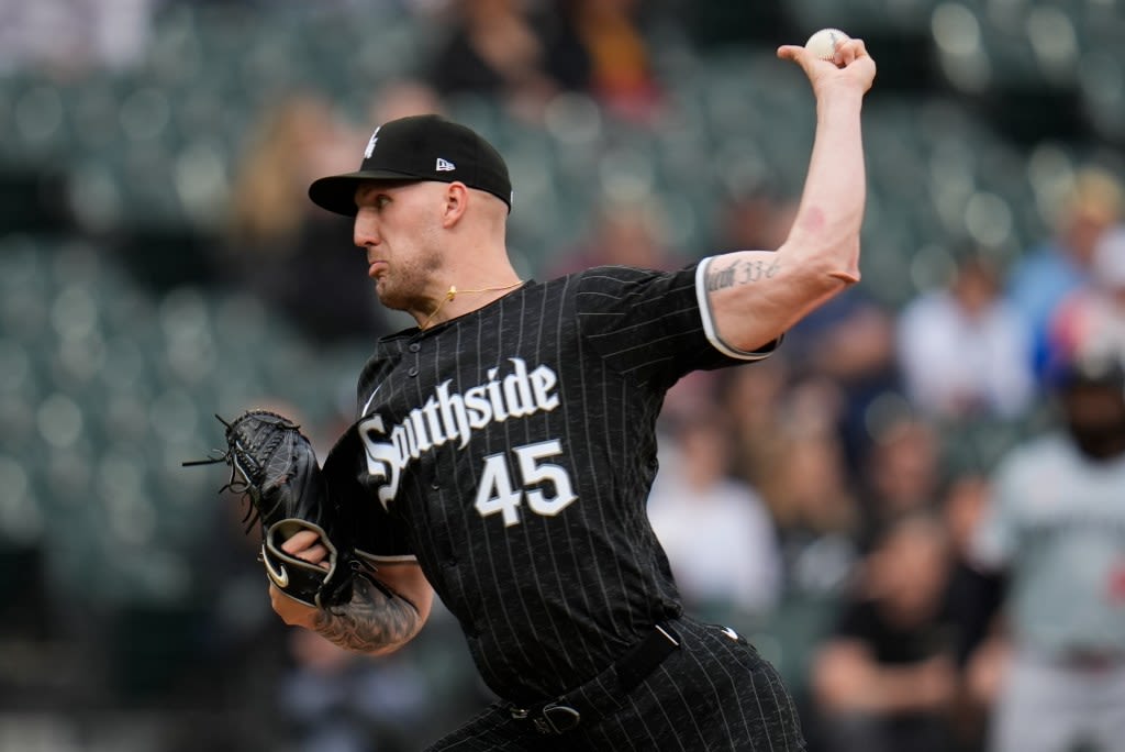 Column: Chicago White Sox rotation in flux as fans tune out after a horrific April