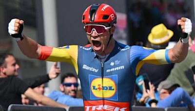 Giro de Italia: Jonathan Milan exhibe fuerza bruta al esprint, Pogacar sigue líder