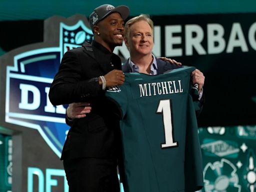 Eagles' Darius Slay already taking Quinyon Mitchell under his wing; how rookie CB has impressed during OTAs