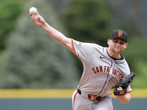 Broadcasters suggest SF Giants pitcher tipped pitches vs. Rockies