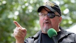 Judge orders Oath Keepers founder charged in Jan. 6 riot to remain in custody