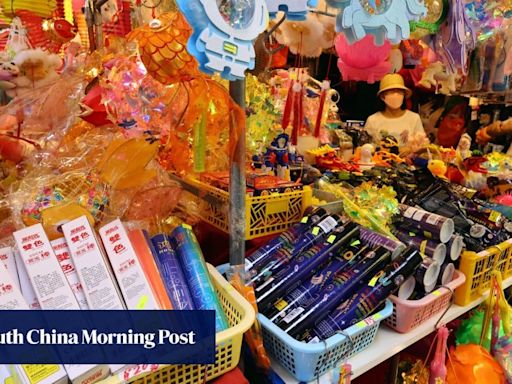 Hong Kong shops still selling glow sticks for Mid-Autumn despite plastics ban