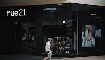 Rue21, a mall staple, files for bankruptcy and will close all of its stores