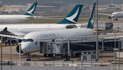 What are airlines doing in response to Cathay Pacific's Airbus A350 engine failure