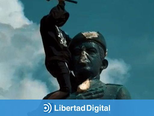 Venezolanos derriban estatuas de Chávez en varias protestas contra el fraude