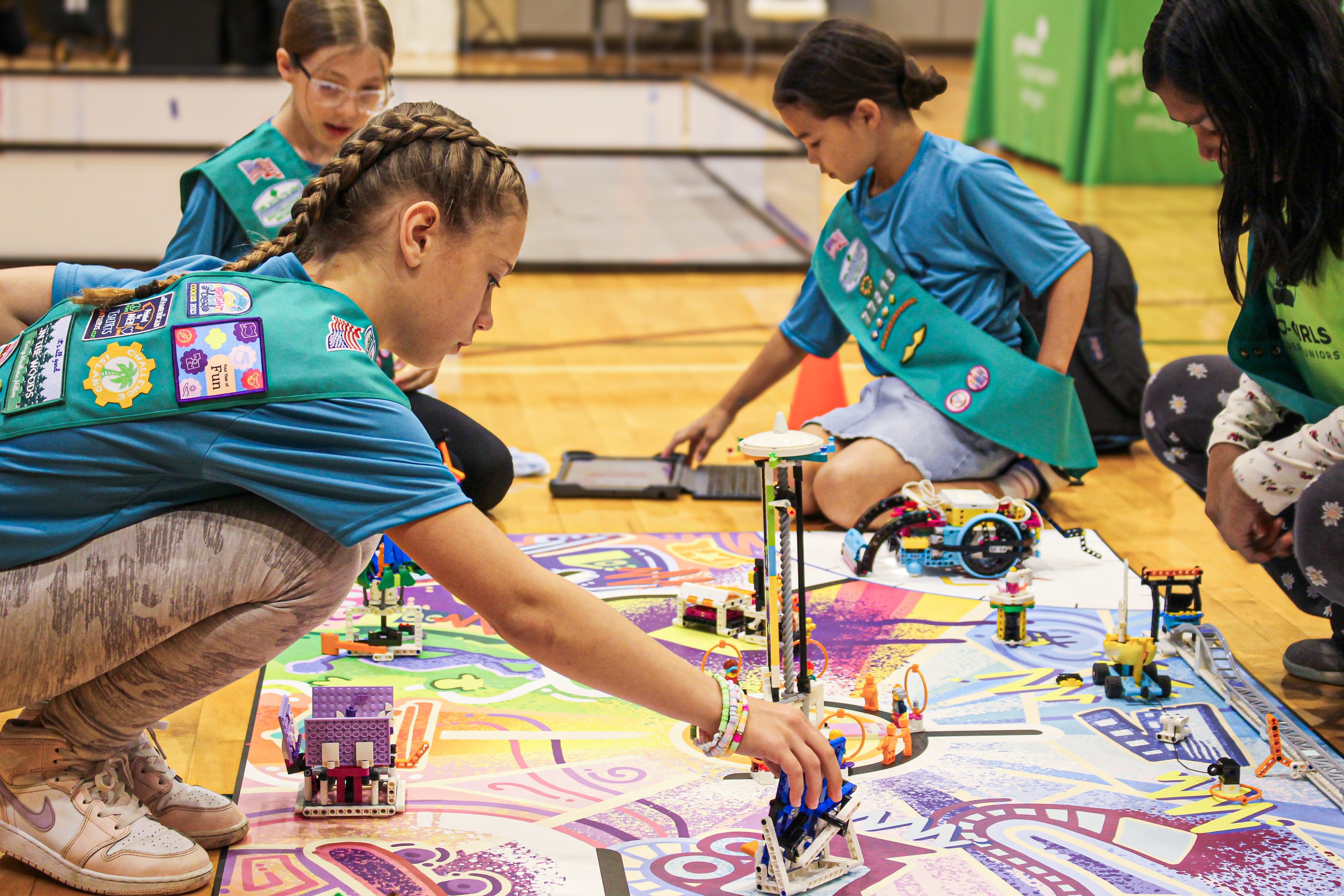 Detroit office helps metro Detroit Girl Scouts go places, including California