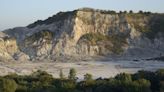 Second earthquake in a week hits near Naples as fears of volcanic eruption grow