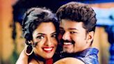 Priyanka Chopra And Thalapathy Vijay's Throwback Photo From Thamizham Sets Is Pure Gold - News18