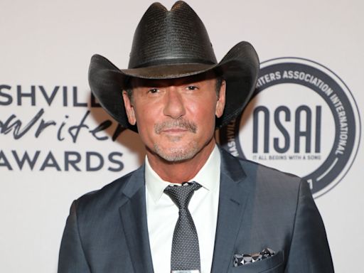 Fans Declare Tim McGraw's Daughter Maggie Is Mom Faith Hill's 'Twin' in Birthday Tribute Photo