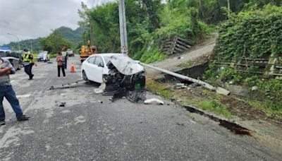 台9線死亡車禍！男開車自撞電杆 同車20歲女送醫搶救不治