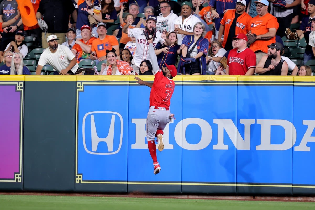 Angels News: LA Outfielder Clinches Defensive Player of the Month