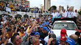 Na Venezuela, mobilização opositora desafia Maduro ao reviver memória da campanha de Chávez