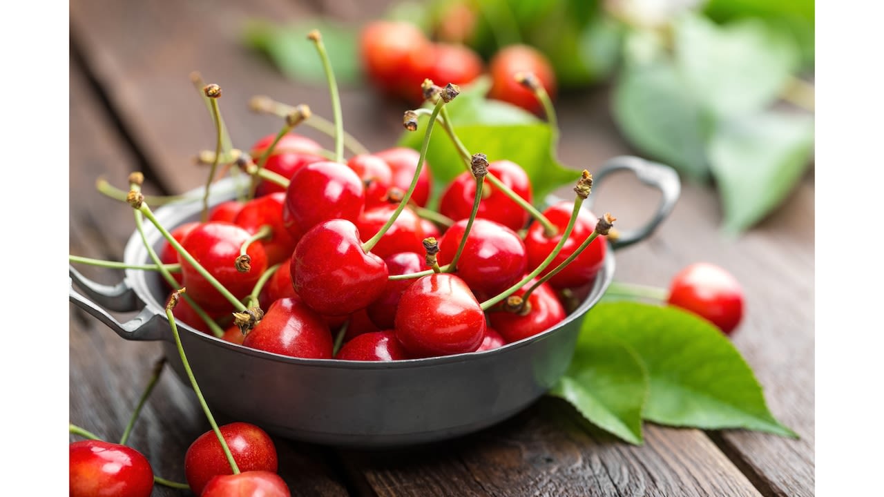 Miss Manners: What is the proper way to eat pitted cherries?