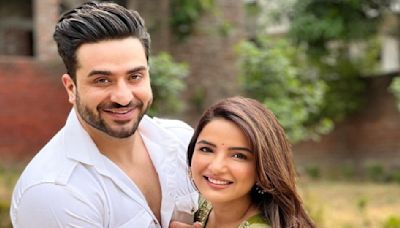 Jasmine Bhasin and Aly Goni's love shines bright on Laughter Chefs set