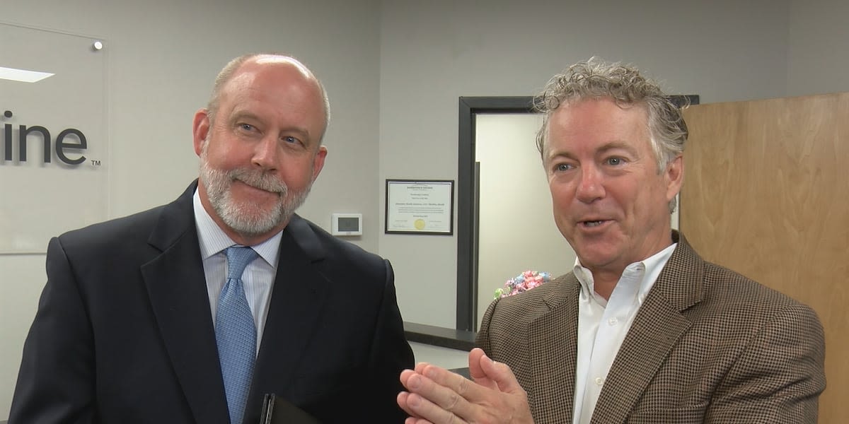 Sen. Rand Paul meets with medical professionals in Bardstown