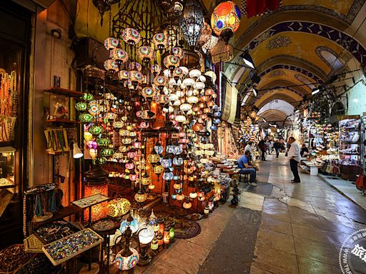 【伊斯坦堡必遊】 五世紀的「大巴扎」，不僅殺價購物，也隨著國際巨星踩點
