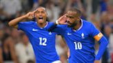 Experience over youth! Hosts France off to a flyer thanks to Lacazette