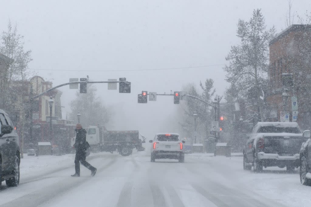 Surprise spring storm brings weather advisories, heightened avalanche danger to the Colorado Rocky Mountains