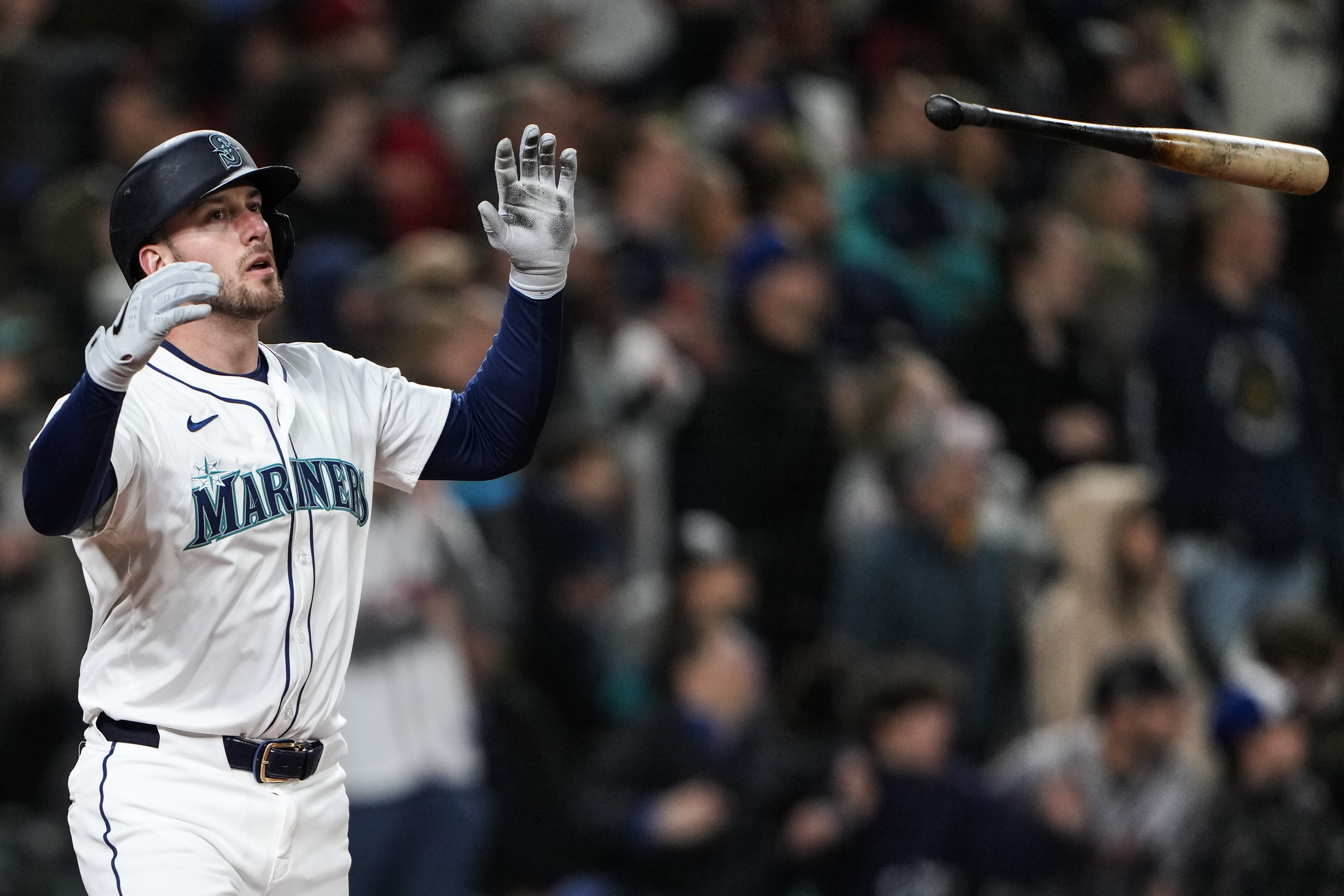 Mitch Garver's home run in the 9th inning gives Mariners a 2-1 win over Braves