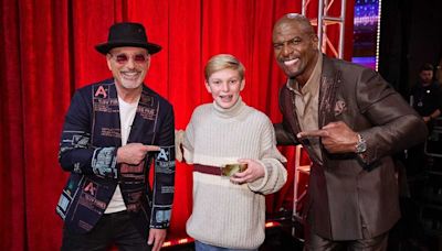 Dream come true: 'AGT' judge Howie Mandel hits second golden buzzer for 14-year-old singer Reid Wilson