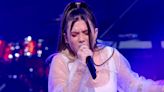 Tatiana ‘La Baby Flow’ canta Como Quien Pierde Una Estrella’ de Alejandro Fernández en La Descarga