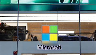 Microsoft stock jumps thanks to its AI and cloud business