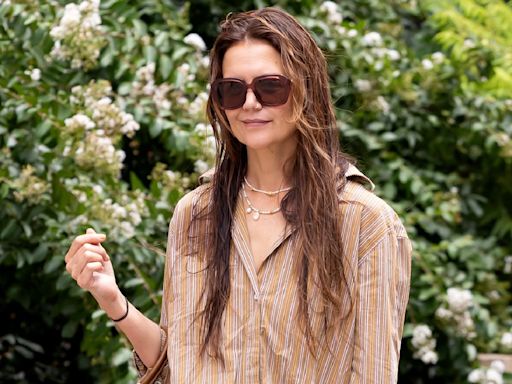 Katie Holmes’s Easy Sunday Look Proves Wrinkly, Unironed Clothes Are In For Summer