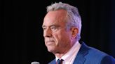 Robert F. Kennedy Jr. alaba la salida de Biden y acusa al partido de ocultar su deterioro