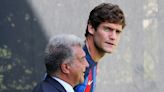 Marcos Alonso lanza un dardo a Laporta: "Como todos... estoy sorprendido por los cambios de rumbo"