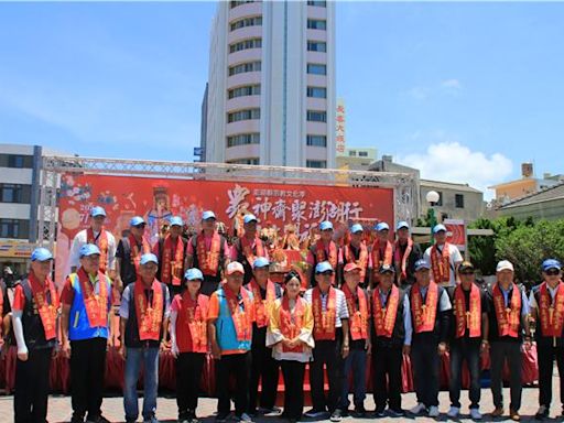 三年一會！巷仔媽進香澎湖 繞行三甲七保祈安康 - 澎湖縣