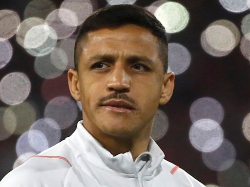 En Udinese destacan el rol de Alexis Sánchez en el camarín y dan luces sobre su retorno a las canchas - La Tercera