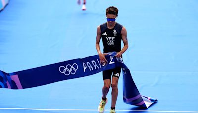Yee wins men's Olympic triathlon gold with dramatic comeback