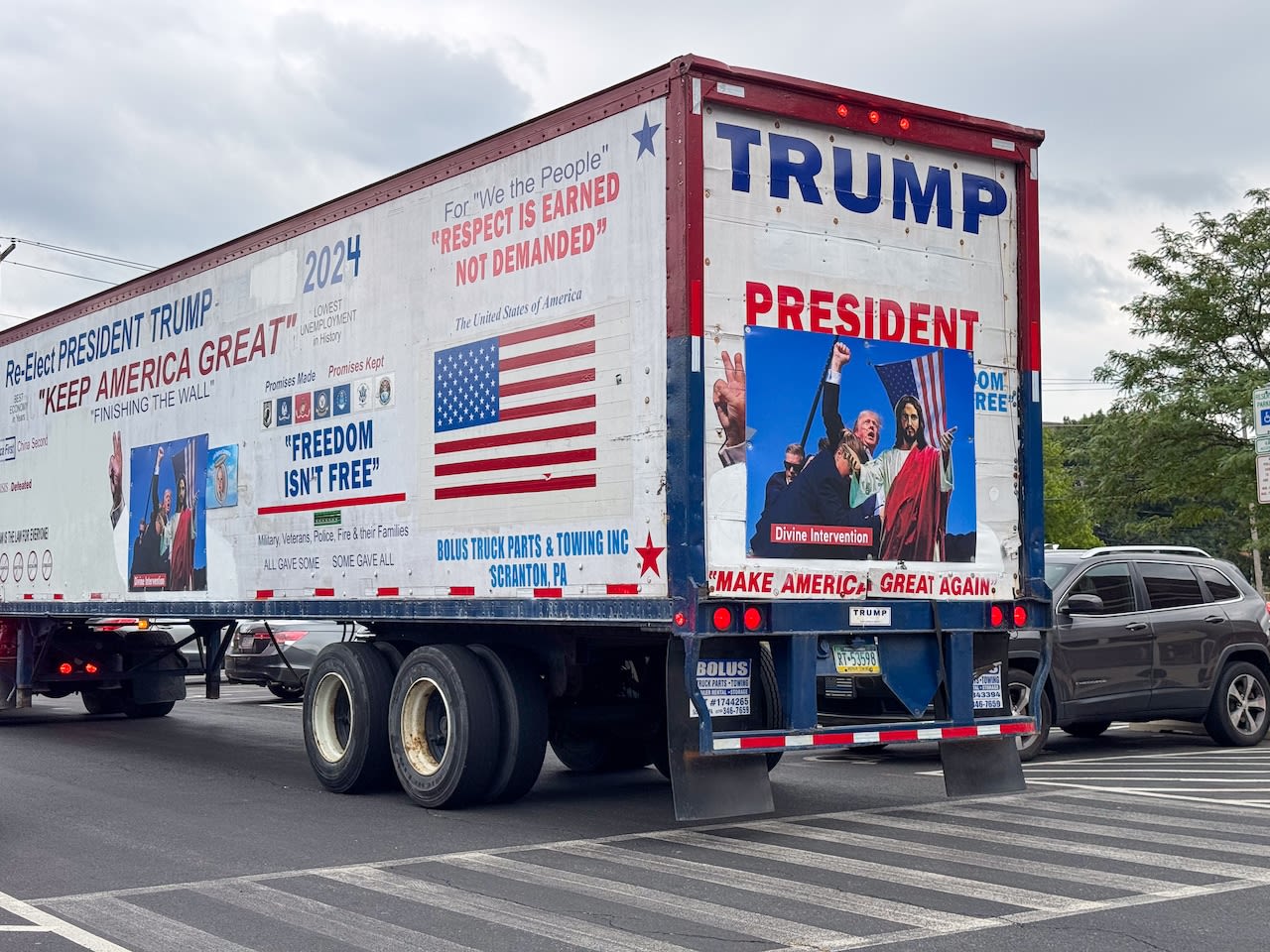 Former President Donald Trump campaigns in Harrisburg: Live updates