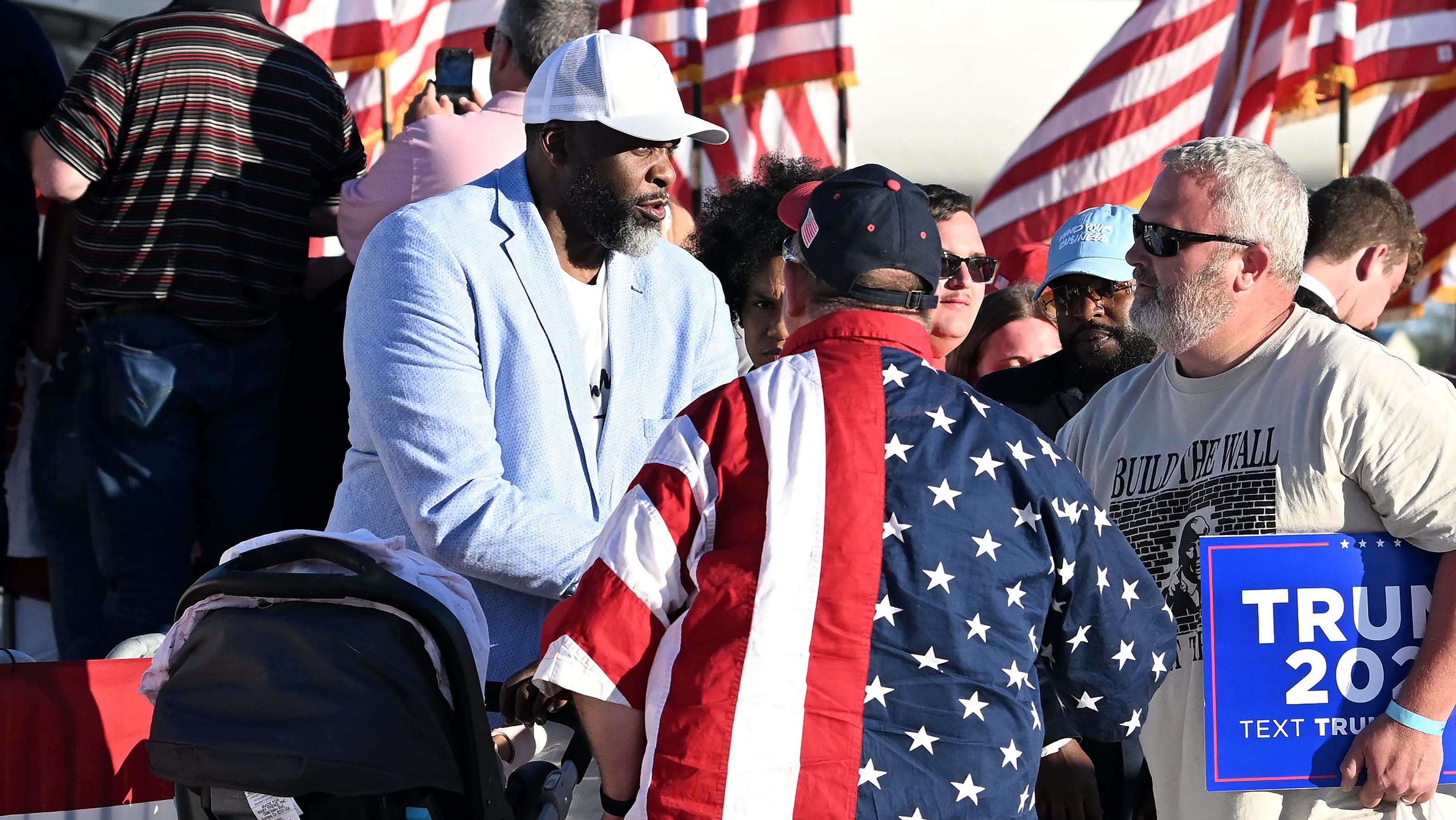 Ex-Detroit Mayor Kwame Kilpatrick attends Donald Trump's rally in Michigan