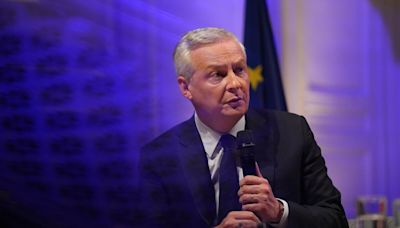 France’s Political Impasse Is Harming the Economy, Le Maire Says