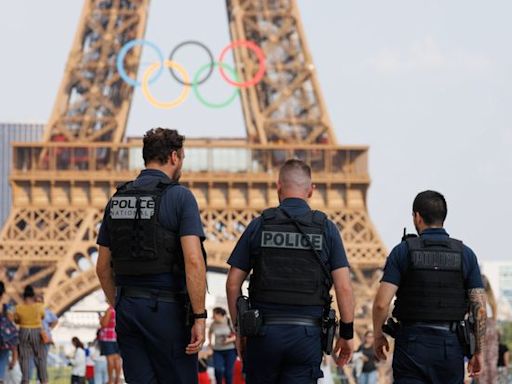 JO de Paris 2024 : En anglais ou en japonais… Comment les policiers ont été formés à répondre aux touristes ?