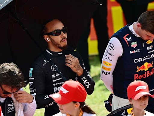 Hamilton apuntó contra Verstappen: "Tiene que actuar como un campeón del mundo"