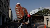 Ascienden a 1.000 los heridos en el terremoto de Taiwán