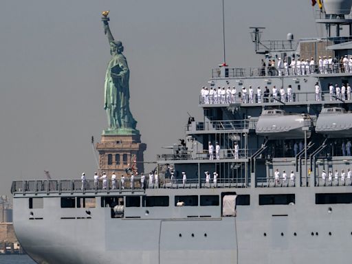 Fleet Week NYC 2024: See massive warships sailing around New York to honor service members