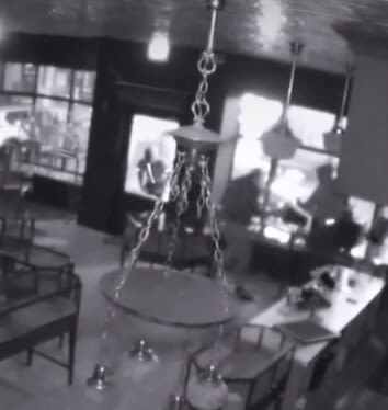 Cameras Capture Break-in at Jewelry Store