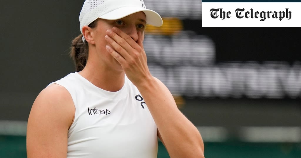 Iga Swiatek booed by Wimbledon crowd as world No 1 knocked out