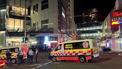 Sydney knife attacker shot dead after killing 6 in Bondi mall