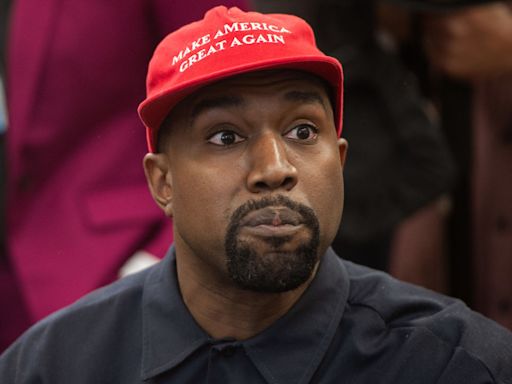 Goofy: Kanye West Wants Threesome With Bianca Censori & Michelle Obama