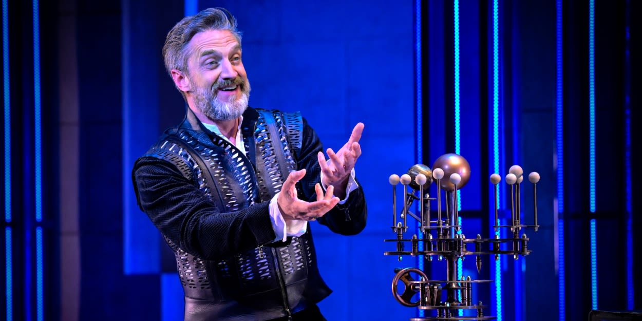 Review: GALILEO At Berkeley Repertory Theatre