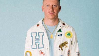 "Ni de coña te votaré en otoño": el rap viral de Macklemore contra Biden y su apoyo al asedio de Israel