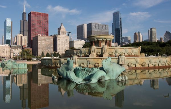 Buckingham Fountain closed for maintenance due to vandalism, Chicago Park District officials say