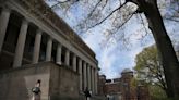 Harvard retira piel humana de encuadernación de libro sobre el alma