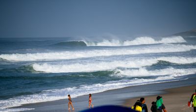 Três brasileiros estão nas semifinais do mundial de surfe em Saquarema