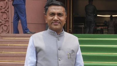 Pramod Sawant asks Centre to relax 2014 restriction on ore transport